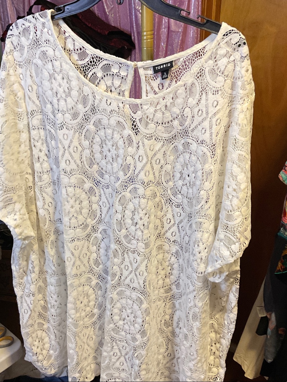 45 - Torrid White Crochet Lace Tunic Top